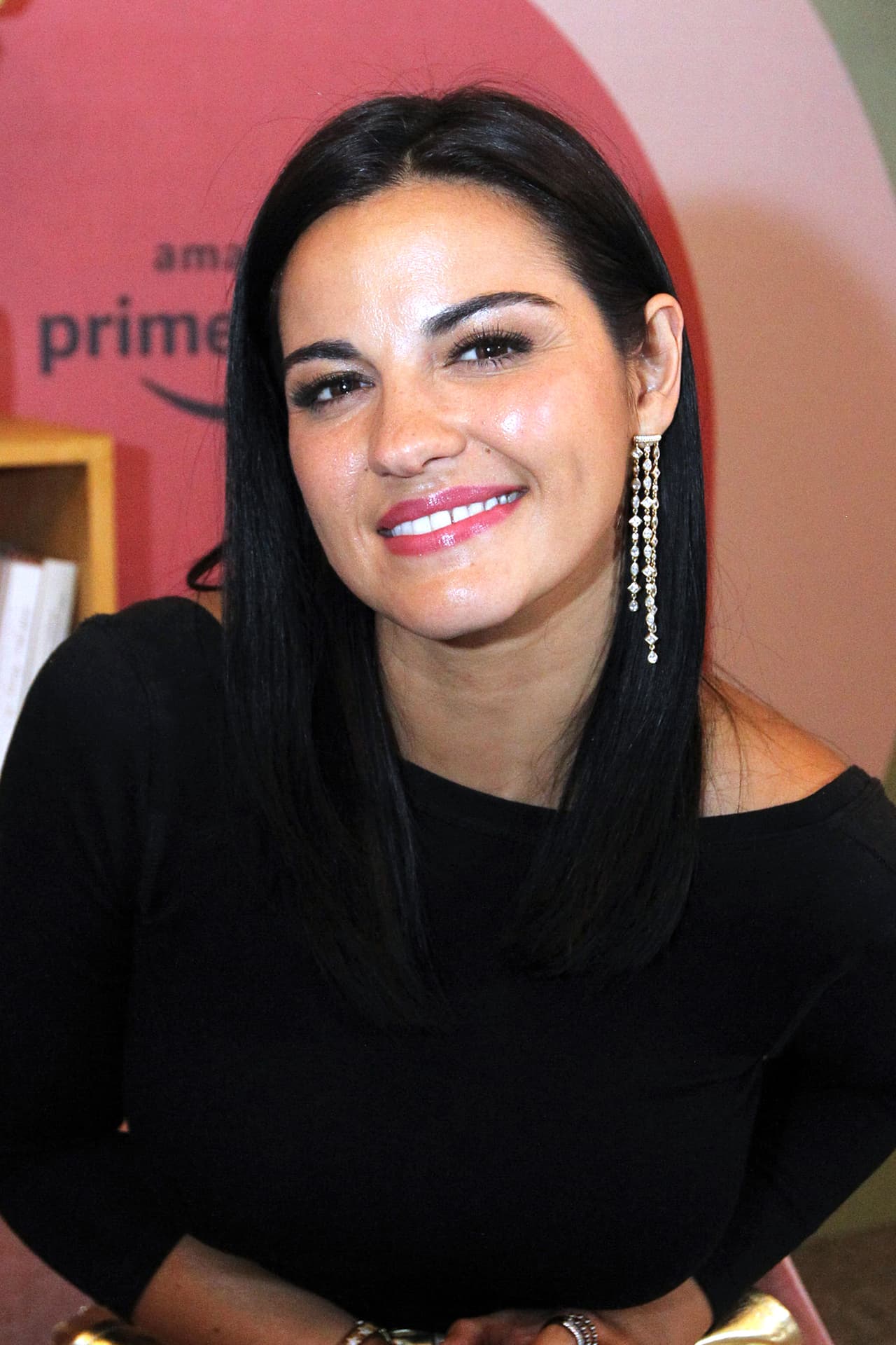 Desde 2017
<b>Maite Perroni se encuentra <a href="https://www.univision.com/famosos/spoiler-alert-la-reaccion-de-maite-perroni-cuando-leyo-una-de-las-escenas-de-su-exitosa-serie-oscuro-deseo-video">alejada de las telenovelas</a></b>, pues se ha dedicado a participar en series para diversas plataformas de 'streaming', así como a incursionar en el cine mexicano.
<br>