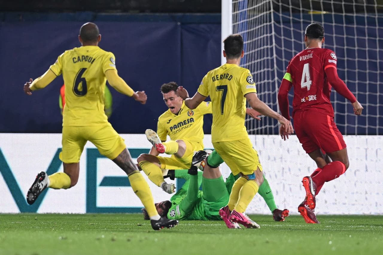Gran remontada del Liverpool en La Cerámica para conseguir su pase a la Final de la Champions sobre el Villarreal, iba 2-0 abaja y terminó ganando 2-3, global de 2-5.