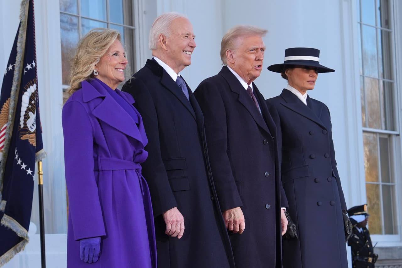 Jill Biden revela en su nuevo libro cómo fue el tenso trayecto al Capitolio con Melania Trump aquel 20 de enero