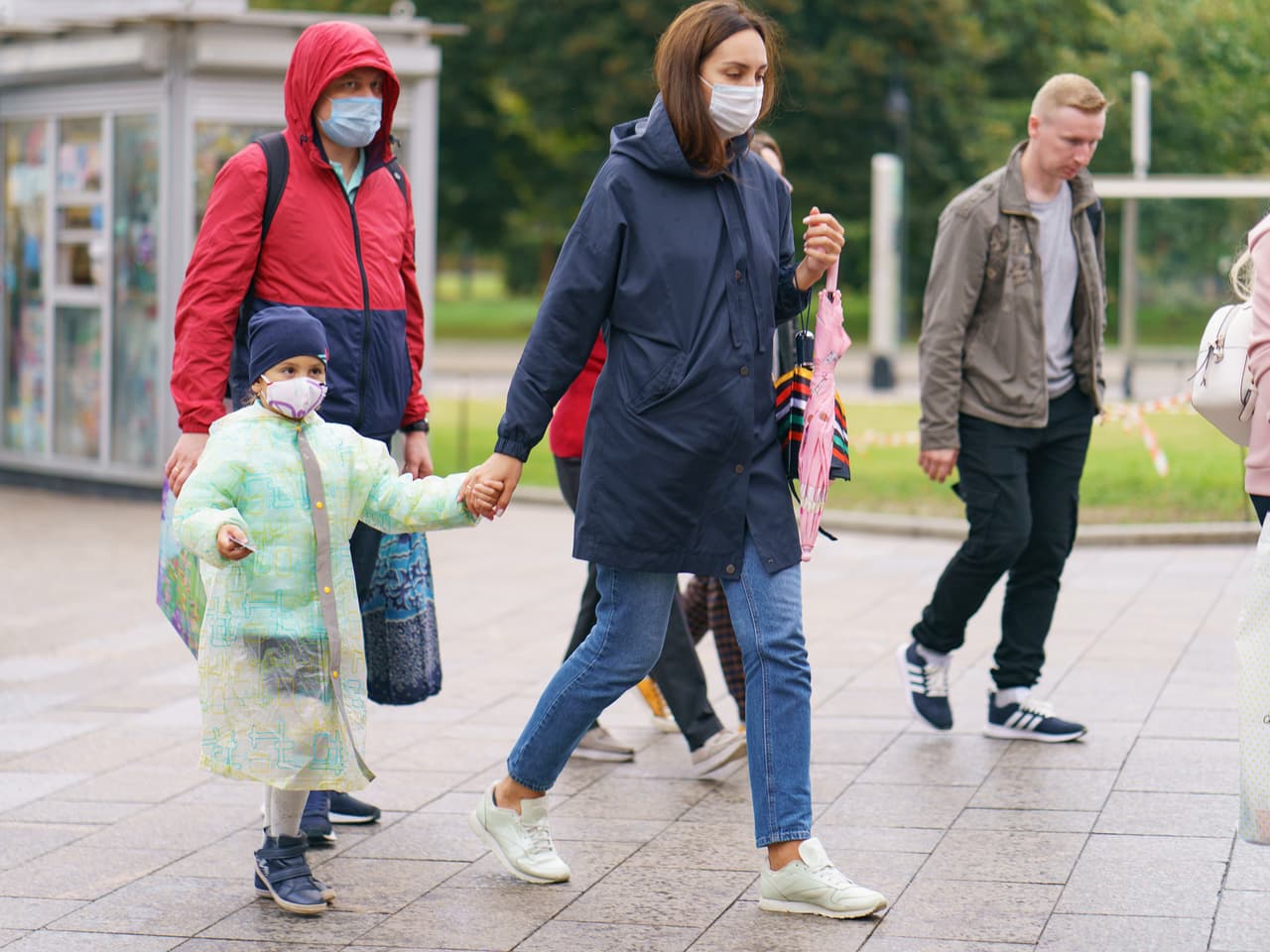 Las madres son de los grupos más afectados psicológicamente por la pandemia.