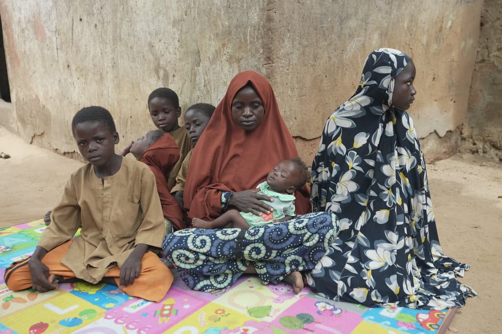 Niños nigerianos enfrentan hambre y pobreza: las consecuencias de la guerra con Irán