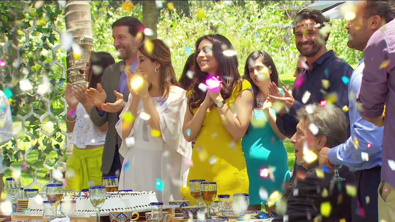 ¡Todos están muy contentos de festejarte Verónica!