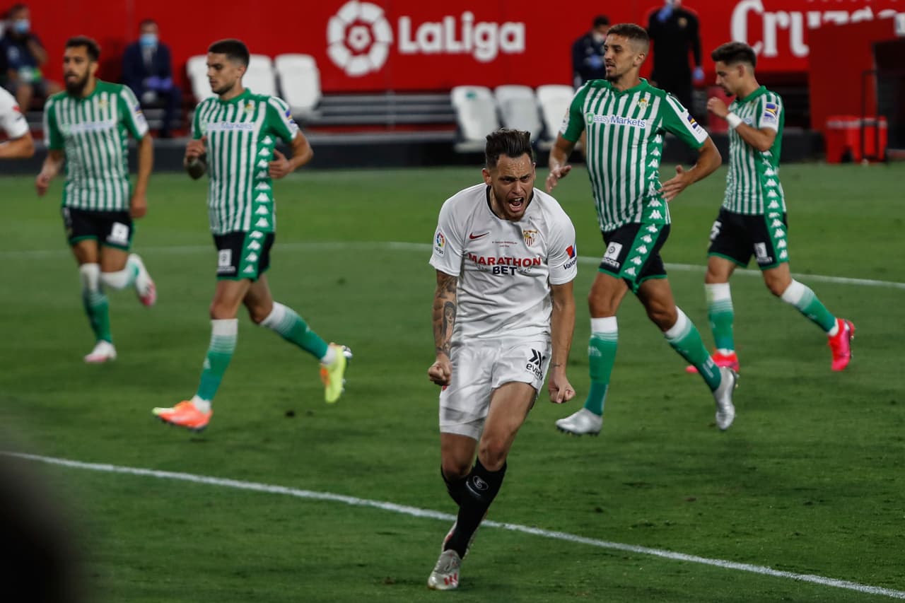 - Eufórico festejo del futbolista de Sevilla, mismo que permitió al equipo local manejar el resto del juego con tranquilidad.
<br>- El segundo gol cayó por parte de Fernando, quien se avivó en una segunda jugada dentro del área y puso el 2-0 que sería definitivo al finalizar el encuentro.