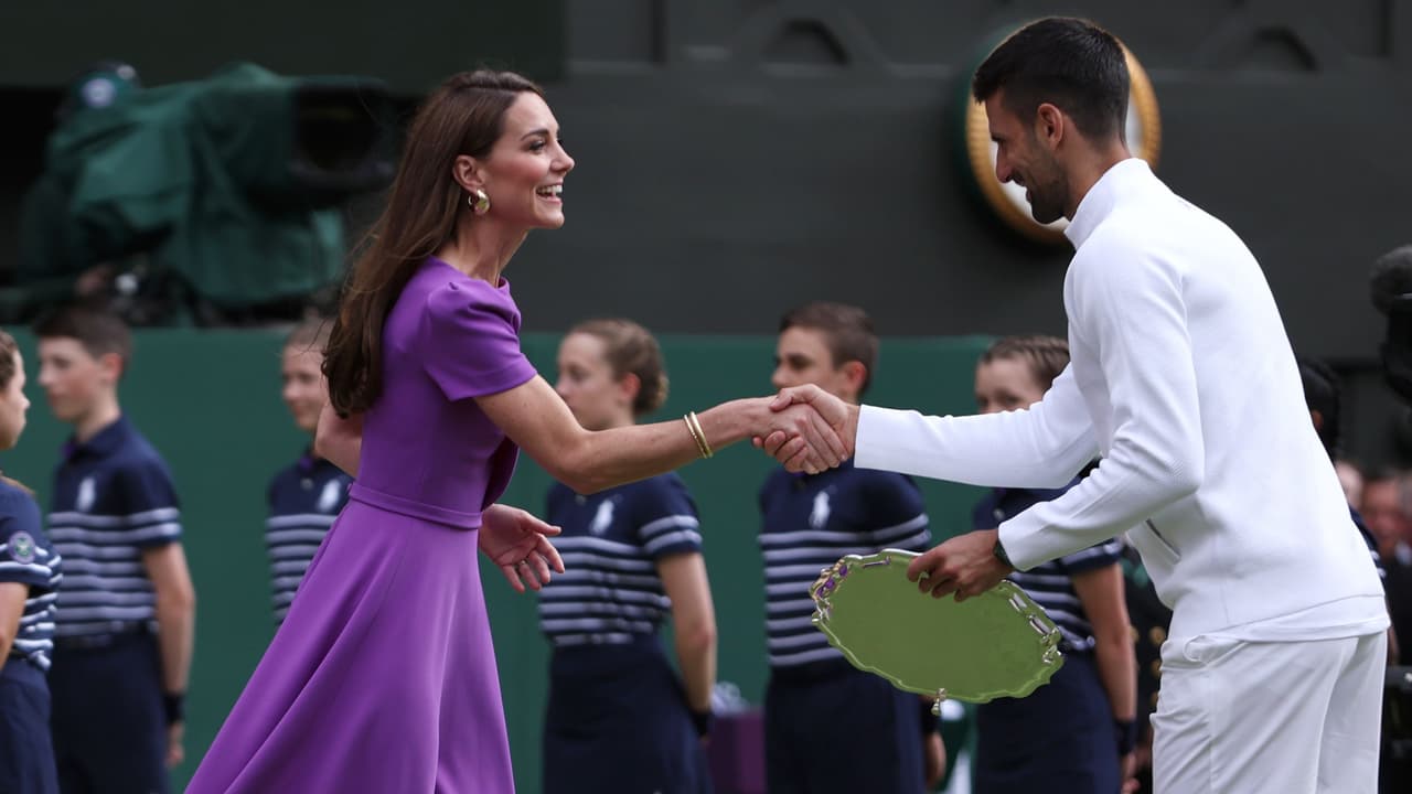 Kate Middleton también saludó al tenista Novak Djokovic.