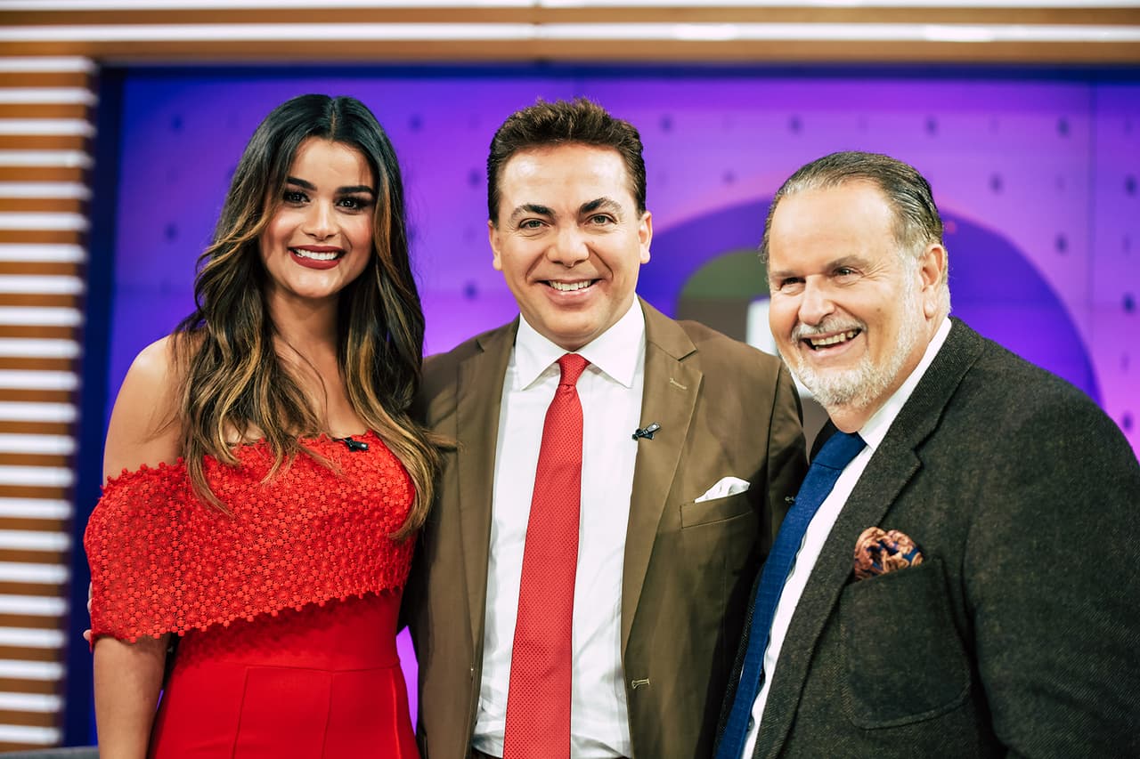 Sin embargo, muy segura de sí, ella le contestó que estaba casada con su carrera.