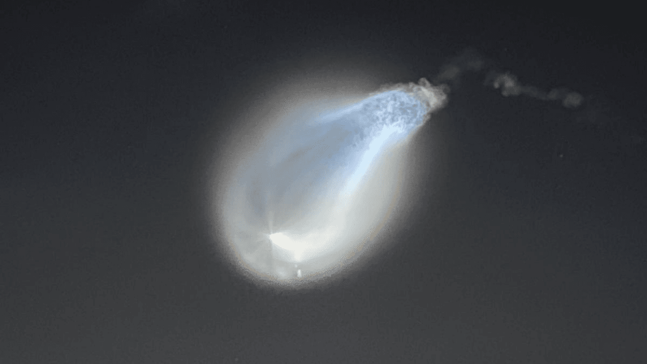 Lanzamiento de SpaceX forma espectacular efecto “medusa” en el cielo