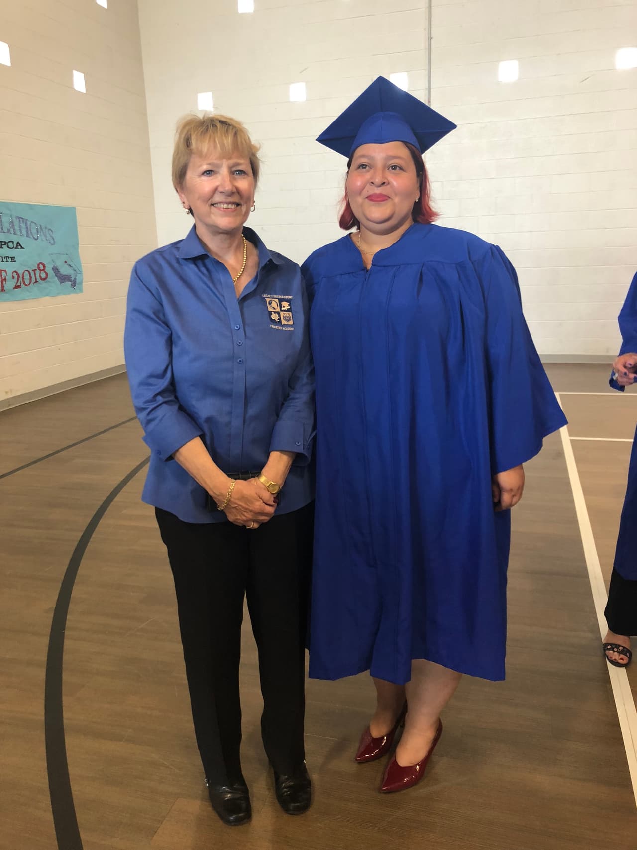 Amistades tambíen estan recuadando fondos a través de GoFundMe. El enlace
<a href="https://www.gofundme.com/xjmgm-ochoa-family?utm_source=facebook&utm_medium=social&utm_campaign=fb_co_shareflow_m" target="_blank">aquí</a>.