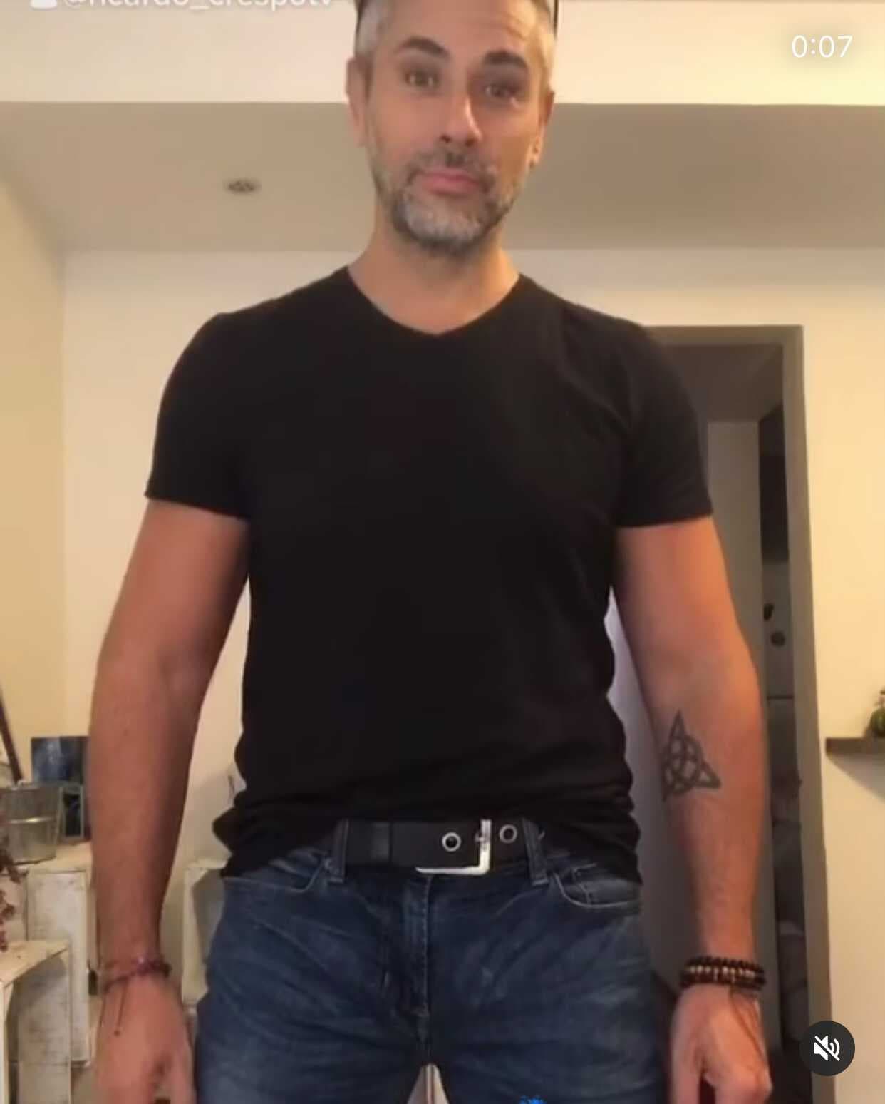 El 16 de febrero pasado, la Fiscalía General del Estado de México informó que Ricardo Guillermo Crespo Greenham fue
<b><a href="https://www.univision.com/shows/el-gordo-y-la-flaca/lili-estefan-reaccion-arresto-ricardo-crespo-acusado-abuso-sexual-hija">vinculado a proceso</a></b> por presunto delito de corrupción de personas menores agravado.
<br>