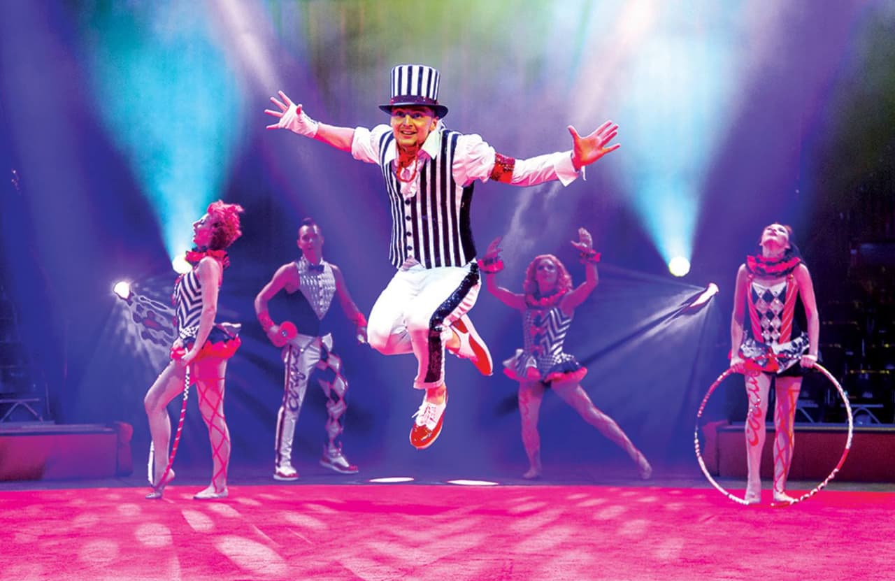 <b>Evento</b>: Circo de los Hermanos Vazquez
<br>
<b>Fechas</b>: 30 de junio al 16 de julio
<br>
<b>Lugar: </b>Plaza Fiesta. 4166 Buford Hwy NE. Atlanta, GA, 30345.
<br>
<b>Sitio web</b>:
<a href="https://tickets.circusvazquez.com/event/atlanta-ga78">https://tickets.circusvazquez.com/event/atlanta-ga78</a>
<br>
<br>El espectacular Circo de los Hermanos Vazquez vuelve a Plaza Fiesta con funciones todos los días.