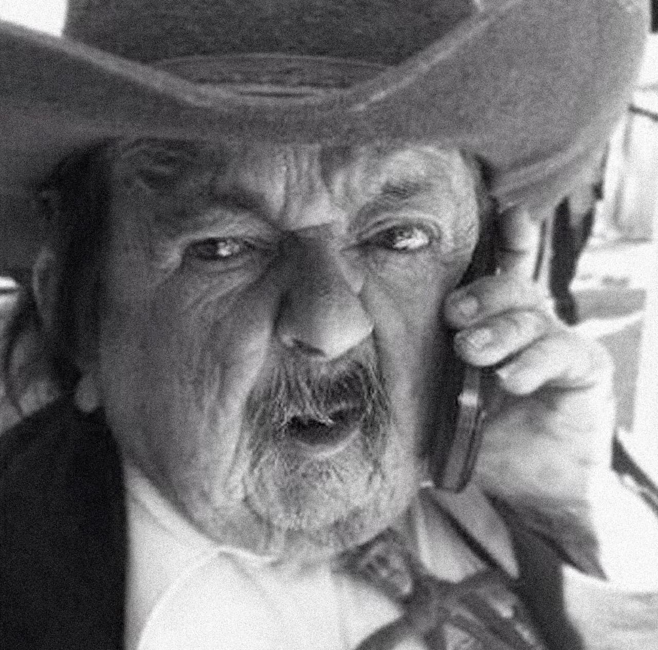 <b>Margarito Esparza (80 años). </b>Comediante, cantante, compositor y director mexicano conocido por su pequeña estatura. Trabajó en numerosas producciones de cine y televisión, ferias de pueblo e hizo monólogos en los vagones del metro en los momentos más difíciles cuando no encontraba un trabajo formal. Se autodenominaba como “el actor más pequeño del mundo”. Murió el 15 de mayo de 2016.