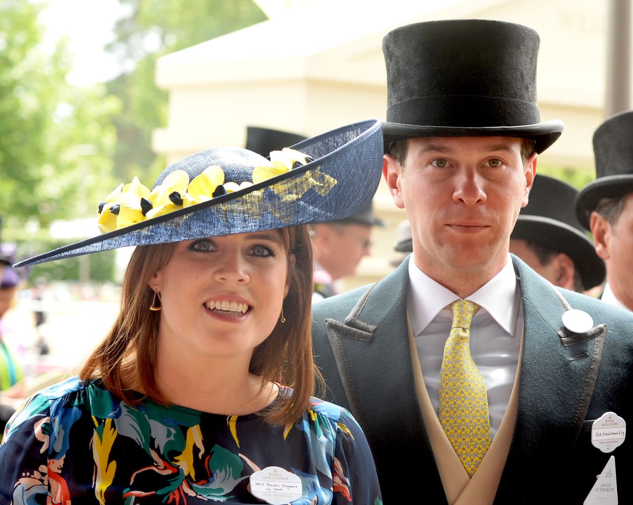 Eugenie y Jack han dado un aire de frescura a ciertos eventos de la realeza, como lo es asistir a las carreras de Ascot, donde han sido visto inseparables.