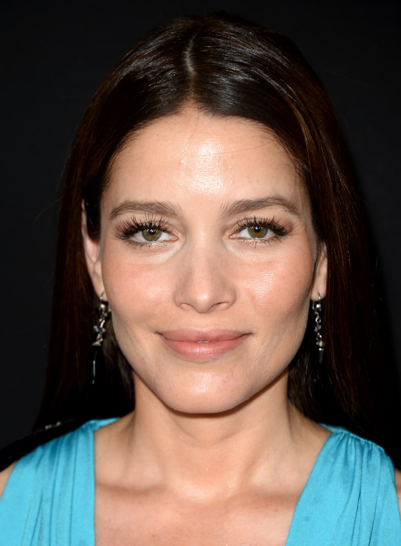 A pesar de recibir sus primeras oportunidades en el mercado anglosajón, Adriana narró, a principios de 2017, que llegar no fue sencillo, al haber sido víctima de discriminación durante un casting.