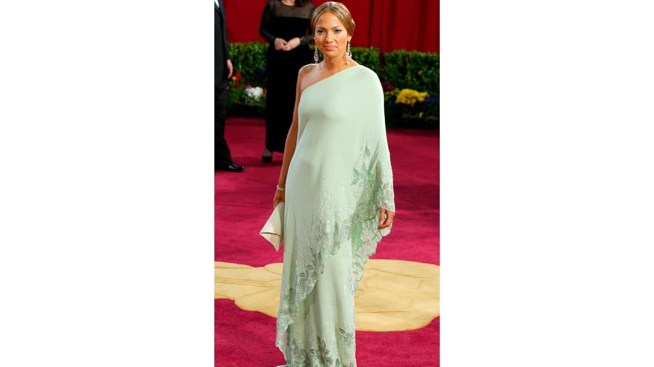 Con un estilo oriental, 'La Diva del Bronx' arrasó en la alfombra