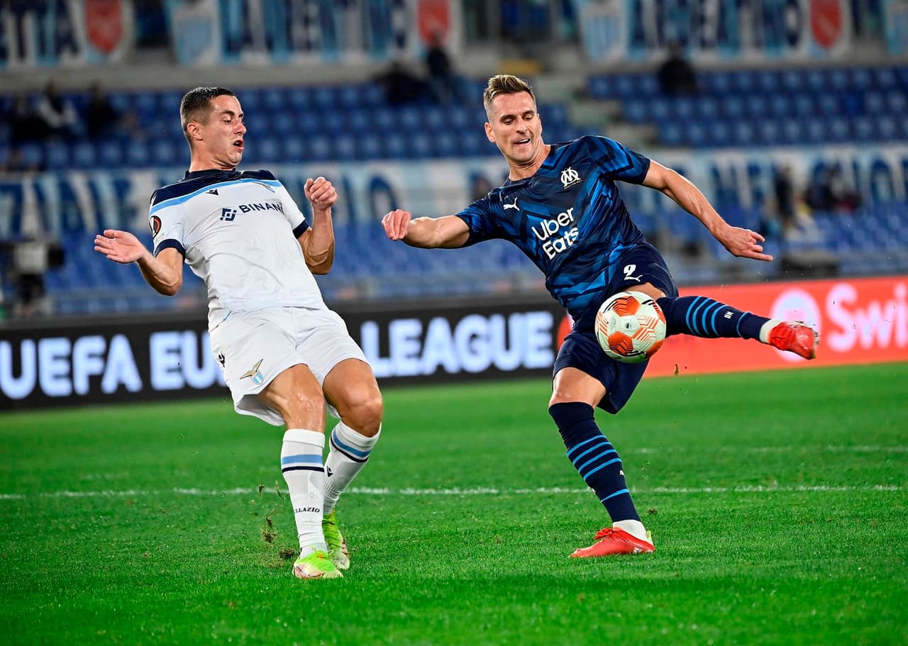 Sin goles termina el enfrentamiento entre la Lazio y Marsella durante la Jornada 3 en la UEFA Europa League. Con este resultado, las escuadras se colocan en el tercero y cuarto lugar del grupo E, respectivamente.