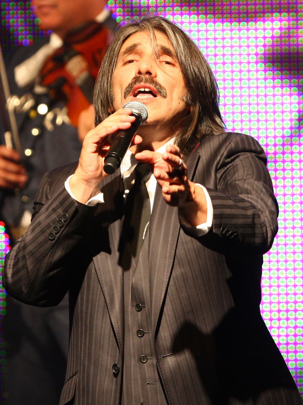 Diego Verdaguer, quien se encuentra celebrando 50 años de carrera artística con el lanzamiento de su nuevo disco ‘Corazón bambino’, compartió cuál ha sido el secreto para mantener su matrimonio con Amanda Miguel.