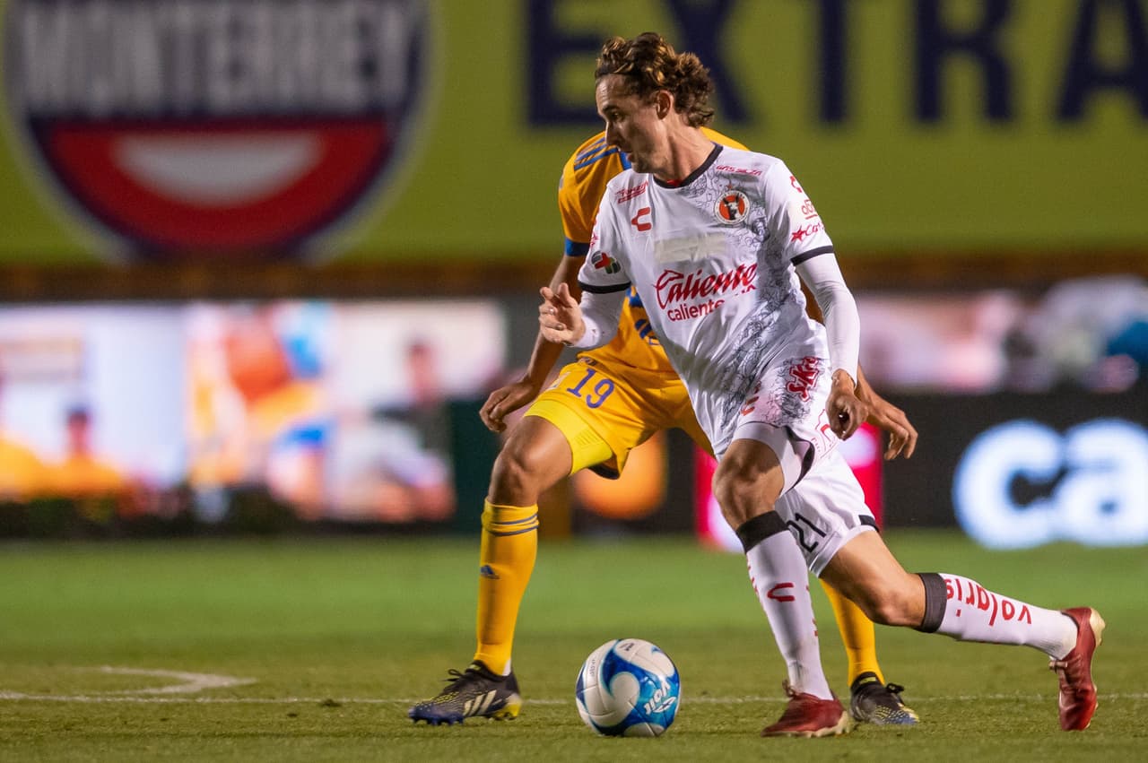 El doblete de Nico López y el gol de Luis Quiñones le dan los tres puntos a Tigres y se mantienen en la octava posición con 10 unidades.