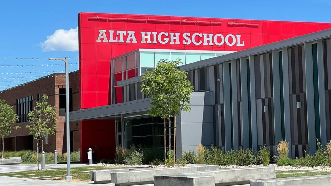 Cancelan clases en Alta High School por una posible amenaza: Lo que se sabe