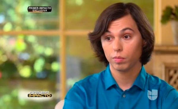 Sin embargo, este no fue el único hijo que salió a la luz. También se dio a conocer que había otro joven llamado
<b>Joao Gabriel</b>, quien después de recibir un examen de ADN con ayuda del hermano del ‘Divo de Juárez’, se confirmó que también corría la misma sangre por sus venas.