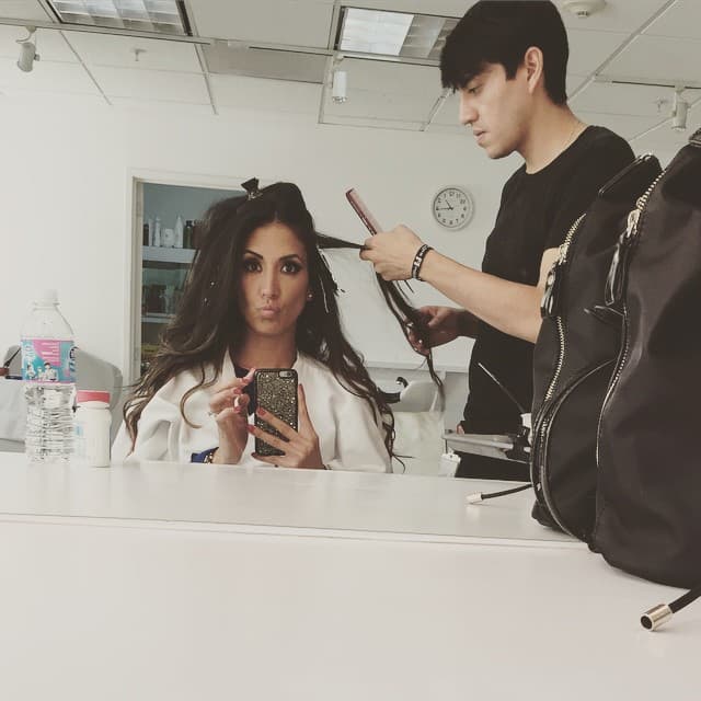 ¡Cynthia pone su belleza en las mejores manos!