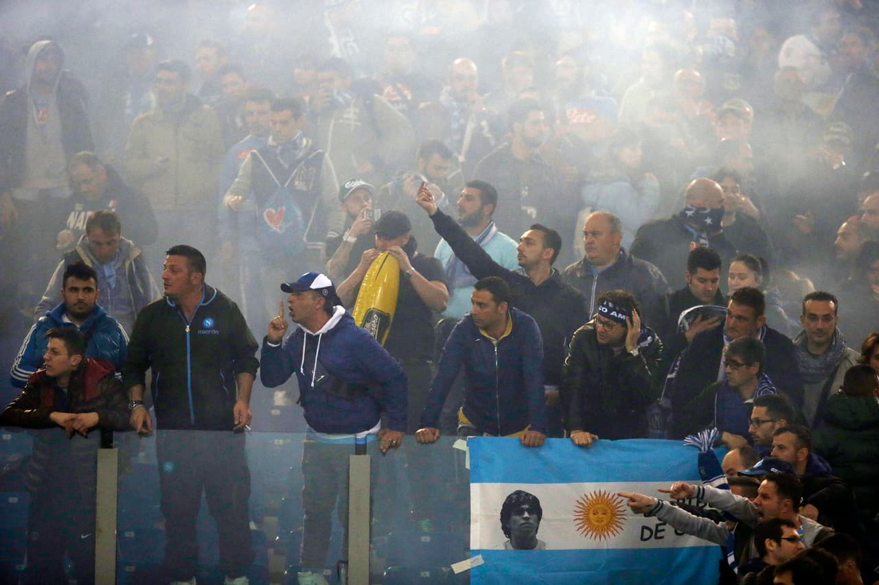 Los napolitanos son cálidos, son apasionados y son agradecidos. Eso es lo que los hace la mejor afición de Italia.