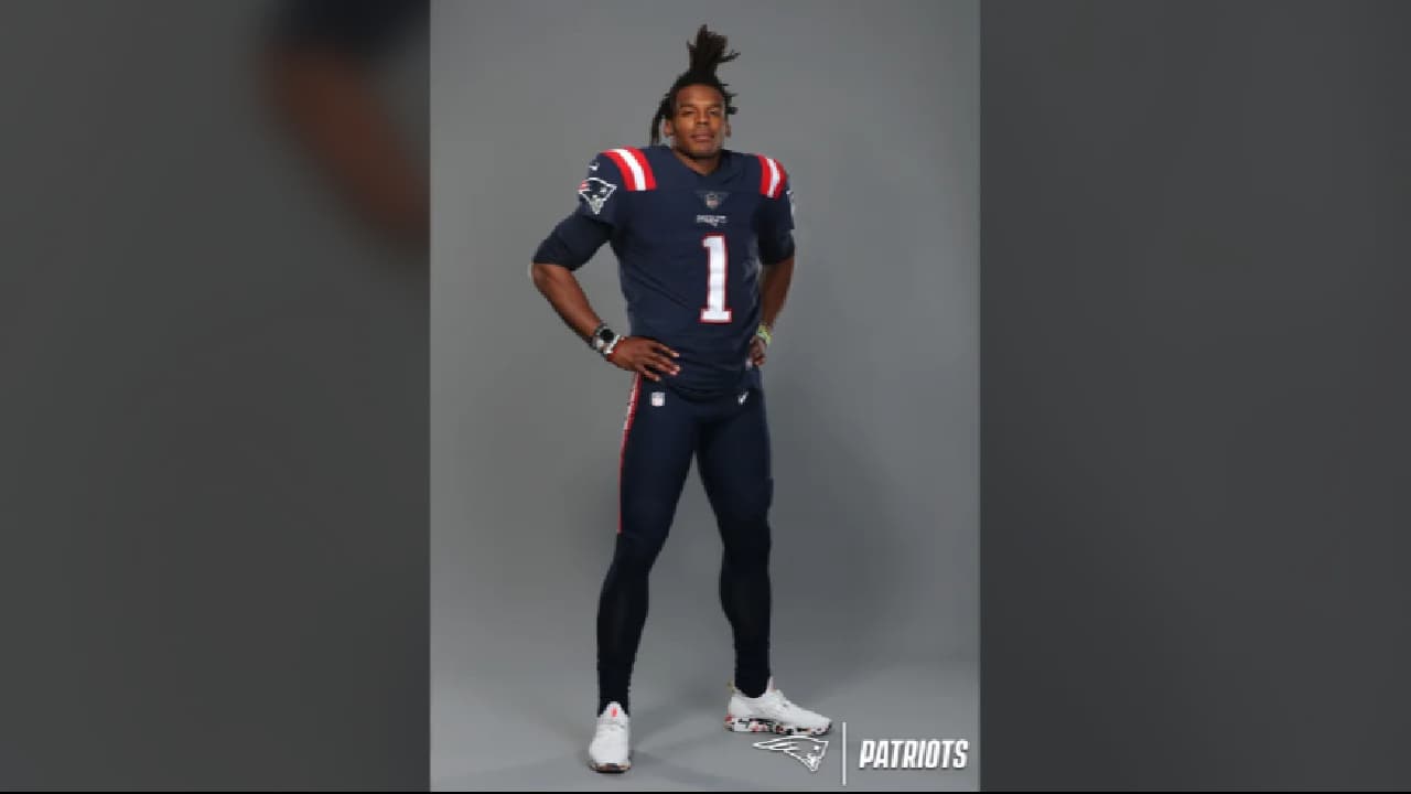 Cam Newton | Los protagonistas de una de las franquicias más ganadoras de la NFL presentaron el nuevo uniforme.