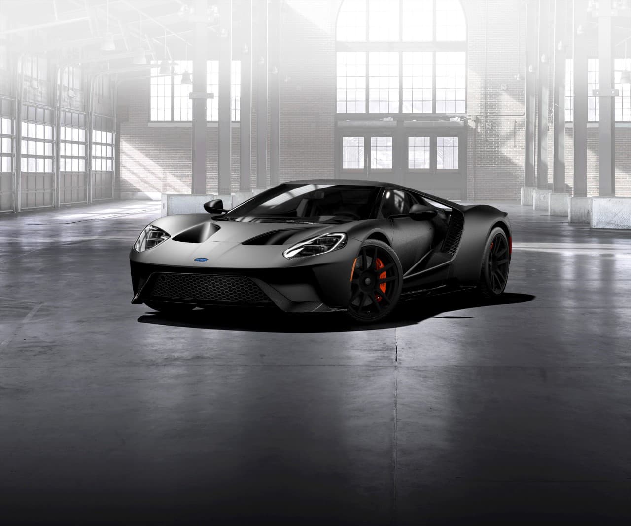 Los compradores del Ford GT 2017 deberán ser los idóneos para "celebrar la marca Ford". En la imagen: Ford GT 2017 en negro mate.