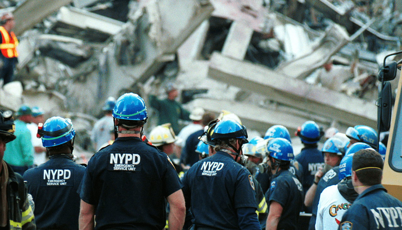 "Mi hermano fue ese día y ayudó a este país a levantarse", conmemoran a detective Luis Álvarez y otros rescatistas del 9/11