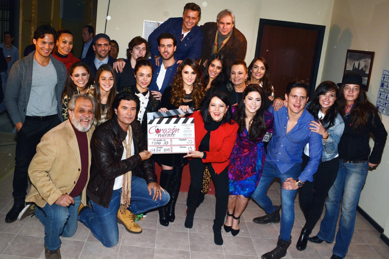 Tres años después, los actores volvieron a encontrarse en 'Corazón que miente', adaptación de 'Laberintos de pasión', telenovela producida en México en 1999.