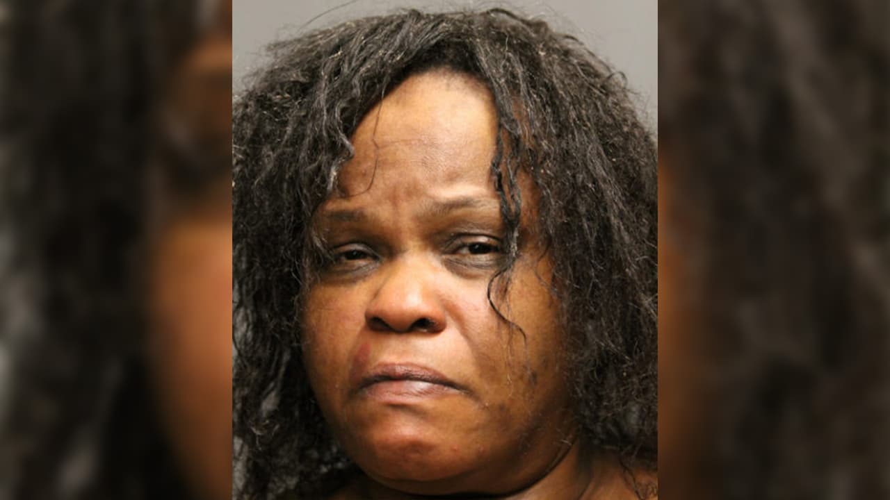 Andrea Hagler fue acusada de asesinato tras agredir y causar la muerte a su hija de 8 años.