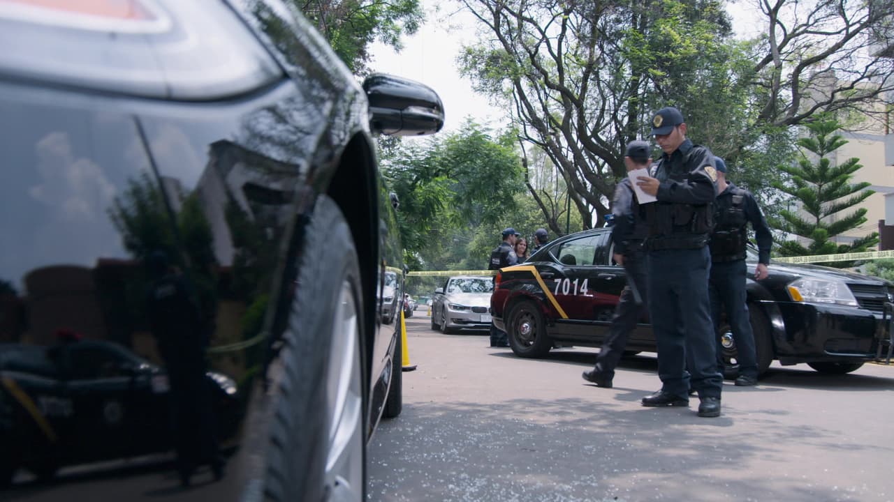 Diego siguió los pasos de Catalina Creel hasta el hospital psquiátrico donde se encuentra Ámbar y adonde había ido la villana para inyectarle una sustancia que la hizo entrar en coma.
