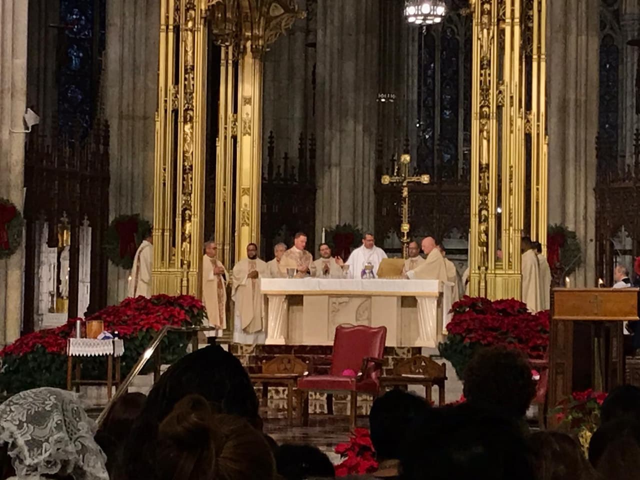 La tradición empieza cuando los hermanos Trejo introdujeron un cuadro de la Virgen a la isla de Hispaniola desde su casa de Placencia en 1502.