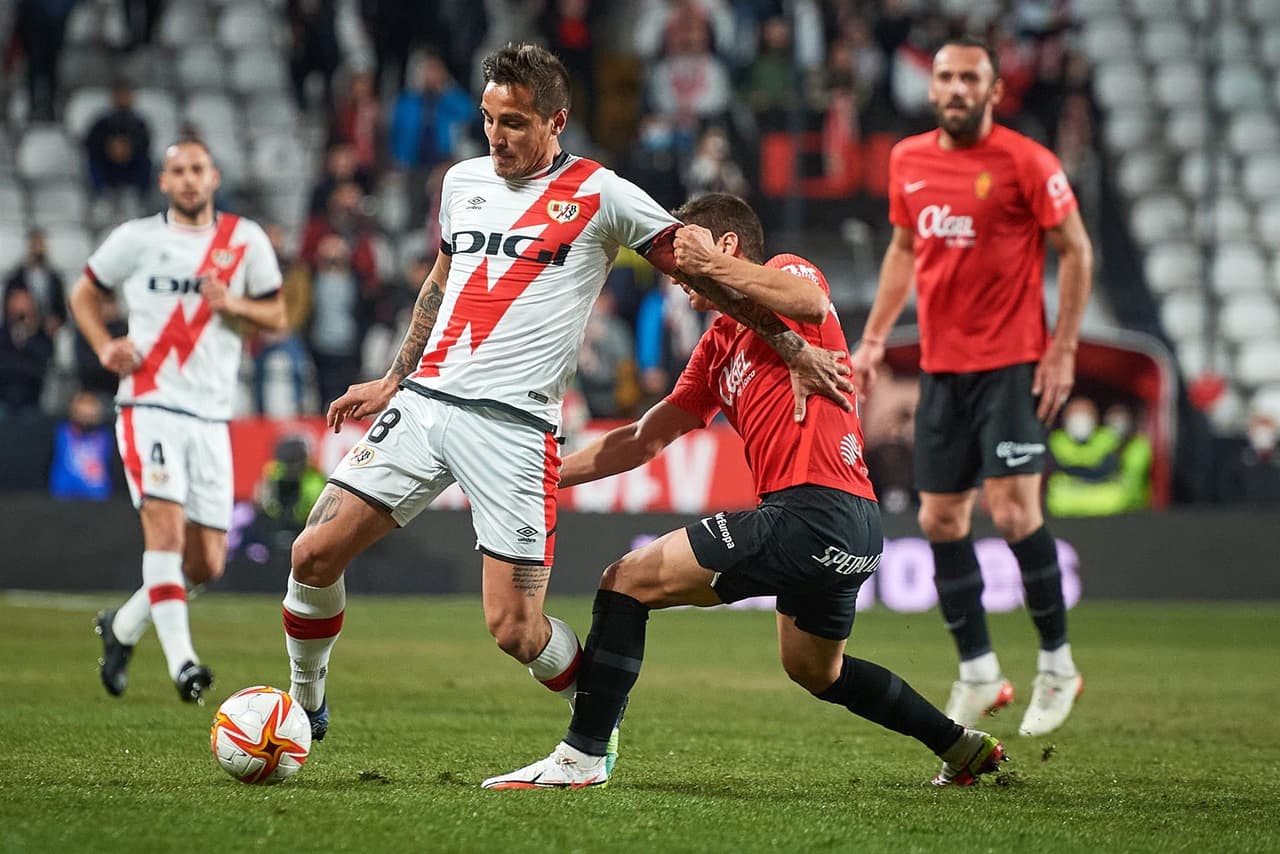 El Rayo Vallecano hace historia, vence por la mínima al Mallorca en cuartos de final de la Copa del Rey y es semifinalista tras 40 años sin lograrlo. El gol de triunfo fue por parte de Oscar Trejo tras cobrar un penalti al minuto 44' del encuentro.