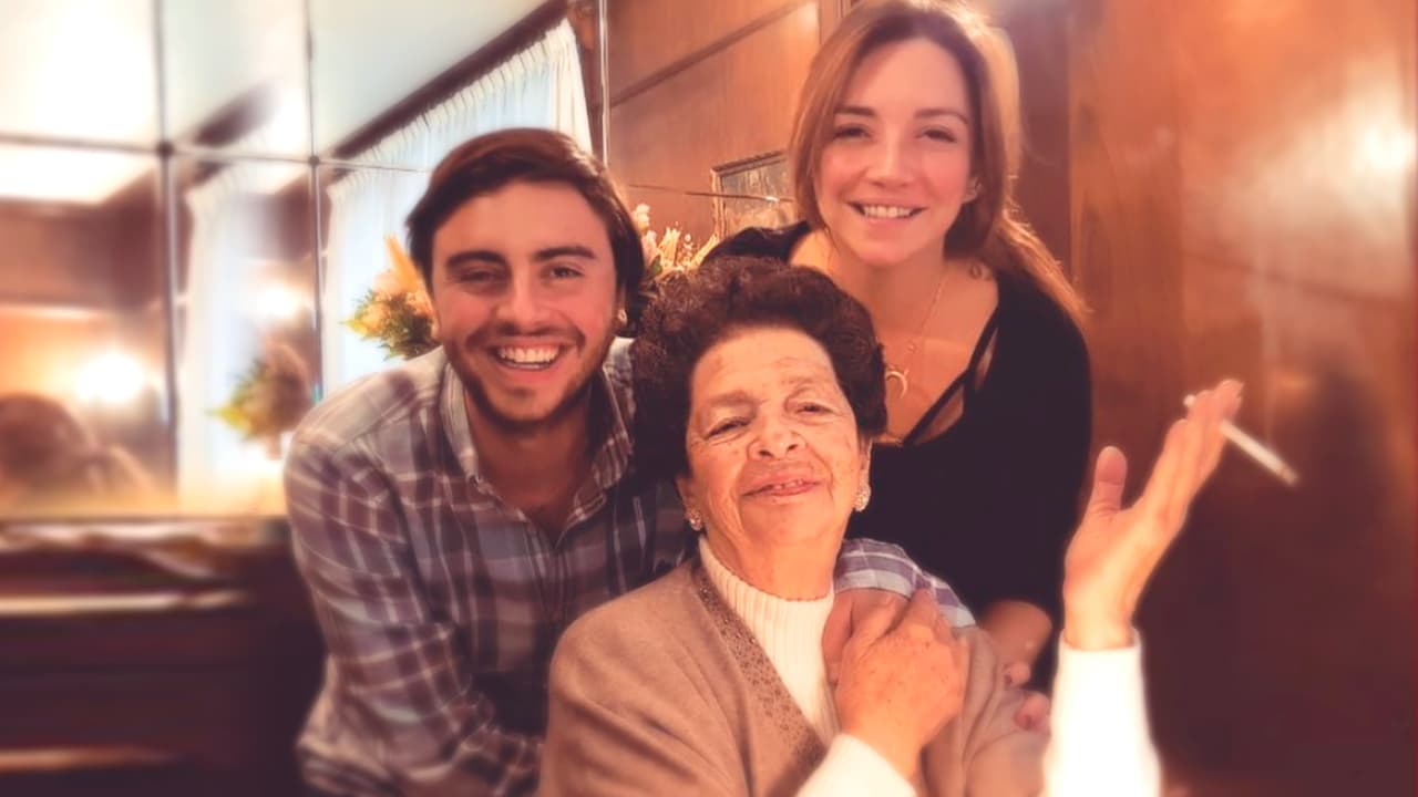 Muere abuela de Regina Blandón y la actriz le dedica emotivo mensaje para despedirla