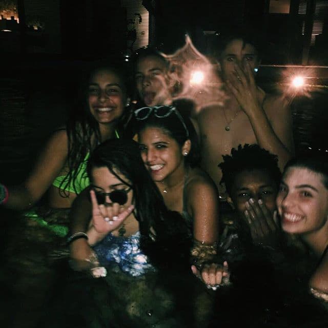 Es muy popular y agradable.