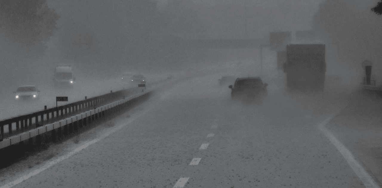 Servicio Nacional de Meteorología pide a texanos evitar conducir por la I-35 ante carreteras congeladas