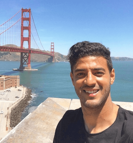 Carlos Alberto Vela Garrido, delantero.