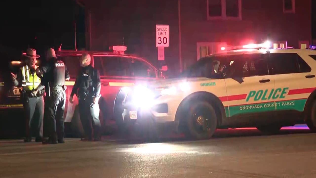 Sospechoso asesina a dos policías y es abatido tras persecución en Syracuse, Nueva York