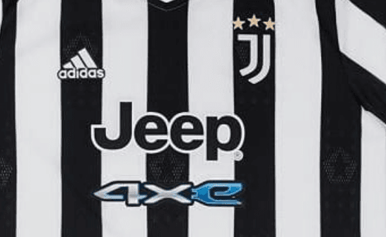Juventus presentó su nueva playera con 'CR7' y McKennie de protagonistas