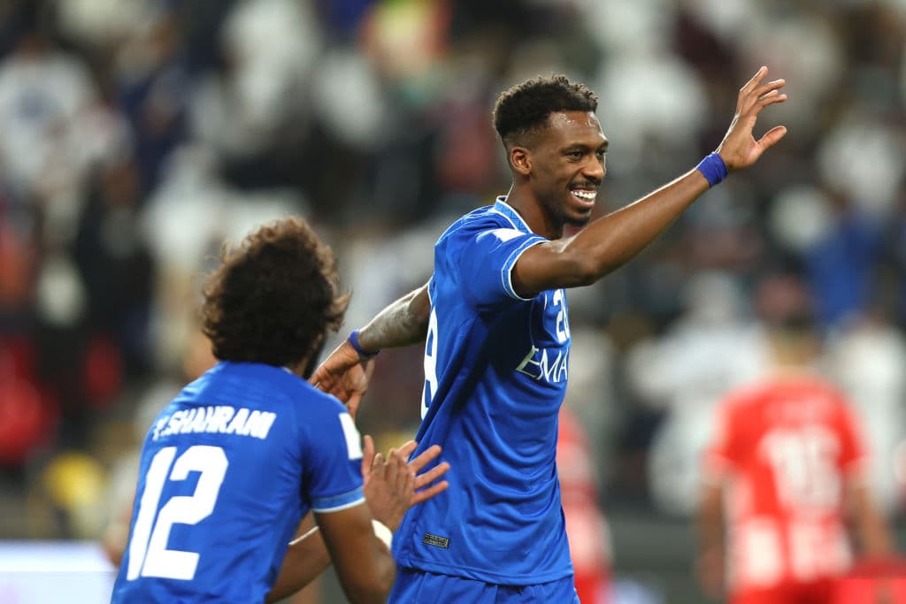 Al Hilal propina goliza a Al-Jazira con marcador de 6-1 durante la segunda Ronda del Mundial de Clubes de la FIFA 2022. Ighalo, Pereira, Kanno, Al-Dawasari, Marega y Carrillo le dieron el triunfo a los visitantes, mientras que Abdoulay Diaby anotó el único gol para los locales.