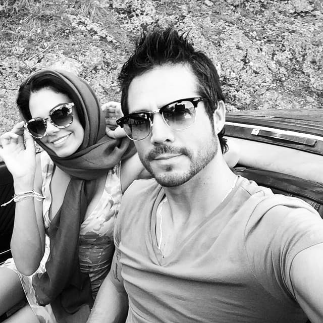 "Yo feliz de volver a compartir con Livia", dijo Ron y Brito agregó:
<b>"Yo feliz, la verdad"</b>.
<br>