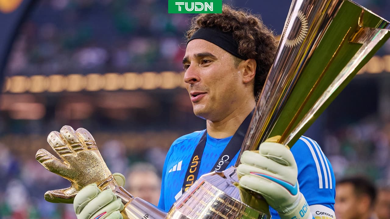 Guillermo Ochoa, el hombre de las seis Copas Oro