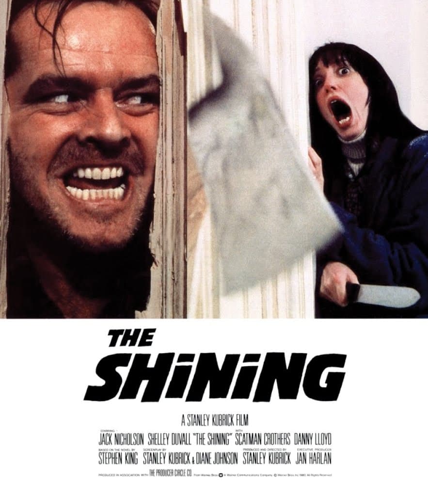 <h3>Para los que no les asusta la sangre:</h3>
<br>
<b>The Shining </b>(1980)
<br>
<b>Director: </b>Stanley Kubrick
<br>
<b>Actores:</b>
<a href="http://www.imdb.com/name/nm0000197?ref_=tt_ov_st_sm">Jack Nicholson</a>,
<a href="http://www.imdb.com/name/nm0001167?ref_=tt_ov_st_sm">Shelley Duvall</a>,
<a href="http://www.imdb.com/name/nm0515950?ref_=tt_ov_st_sm">Danny Lloyd</a>
<br>Hasta
<i>The Simpsons</i> se ha inspirado en esta película para uno de sus episodios, y es que el film es todo un icono.
<i>The Shining</i> tiene numerosas escenas emblemáticas: la de la puerta, el niño con el triciclo por el pasillo, las gemelas con los vestidos azules, la máquina de escribir... Una magnífica obra para pasar miedo, y temer para siempre a las casas de montaña solitarias.