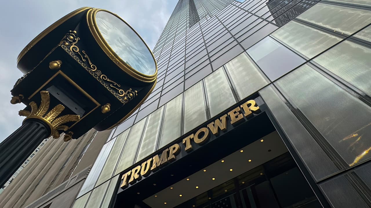 Escuadrón antibombas en Torre Trump.
