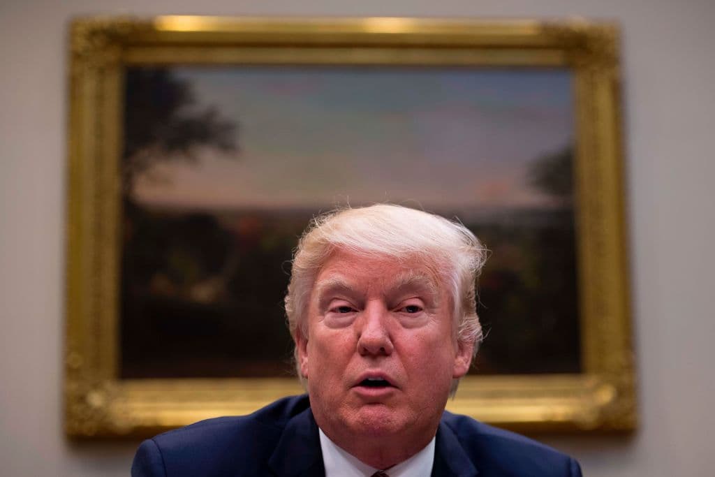 Trump fue criticado duramente por el diario de mayor circulación en EEUU.