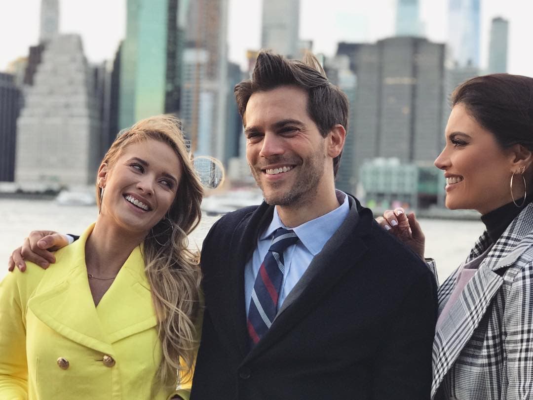 Además reveló que
<b>el 80 por ciento de sus escenas</b> las hizo en inglés.