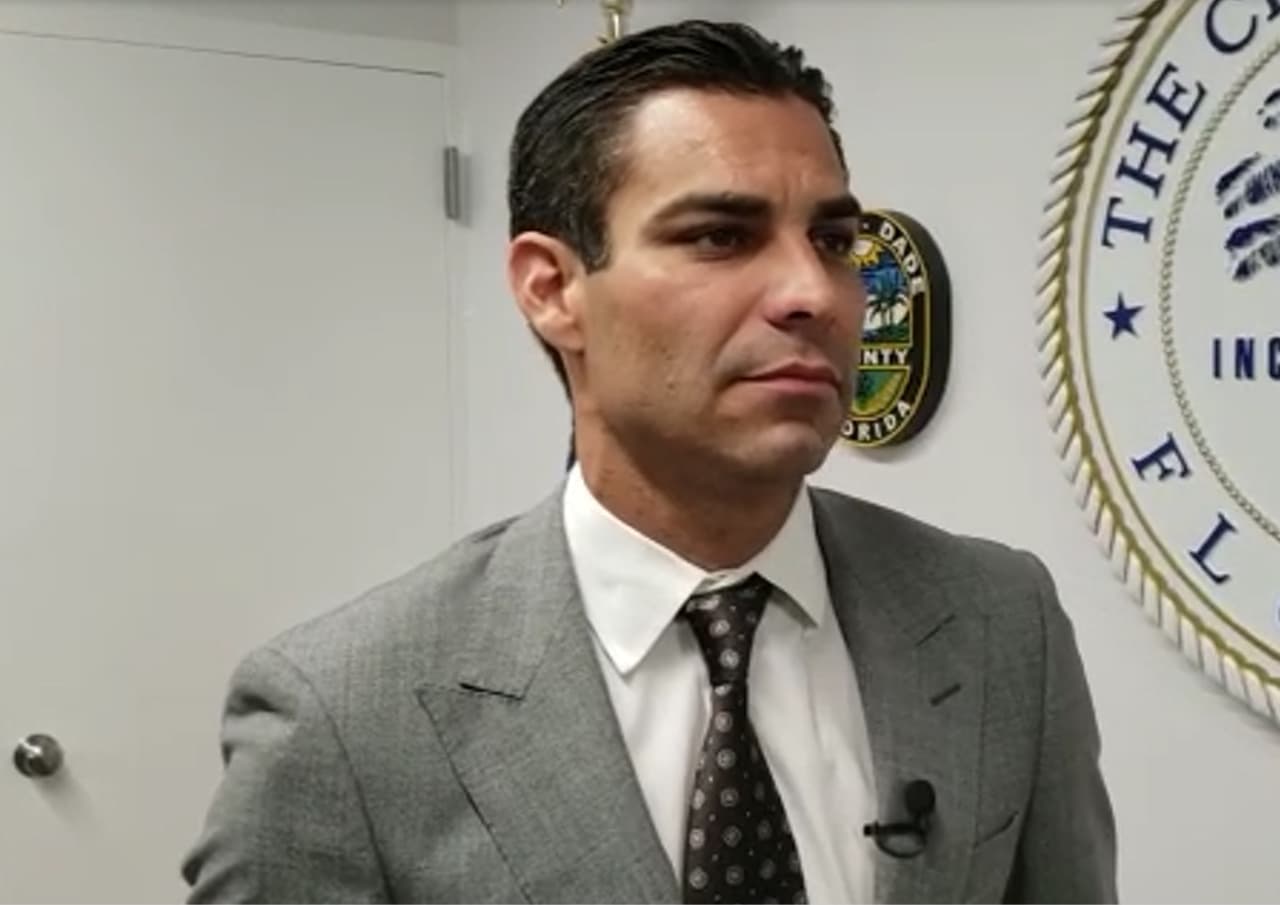 “Es un burla a todo nuestro trabajo”: alcalde de Miami sobre estafa con multas de estacionamiento falsas