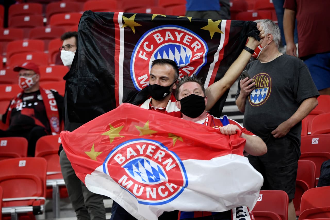 Ya se pueden ver aficionados en el Estadio