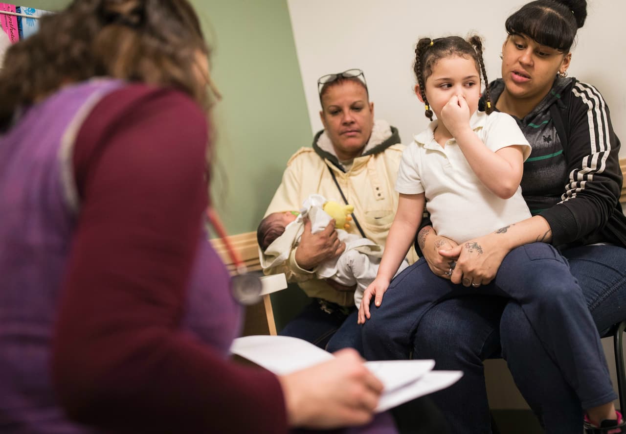 Peligra salud de niños indocumentados por miedo a la deportación