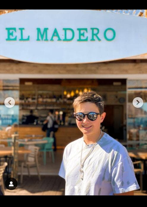 Desde este 2022, el jovencito ya se ha dejado ver en más ocasiones ante la prensa y en redes sociales.
<br>