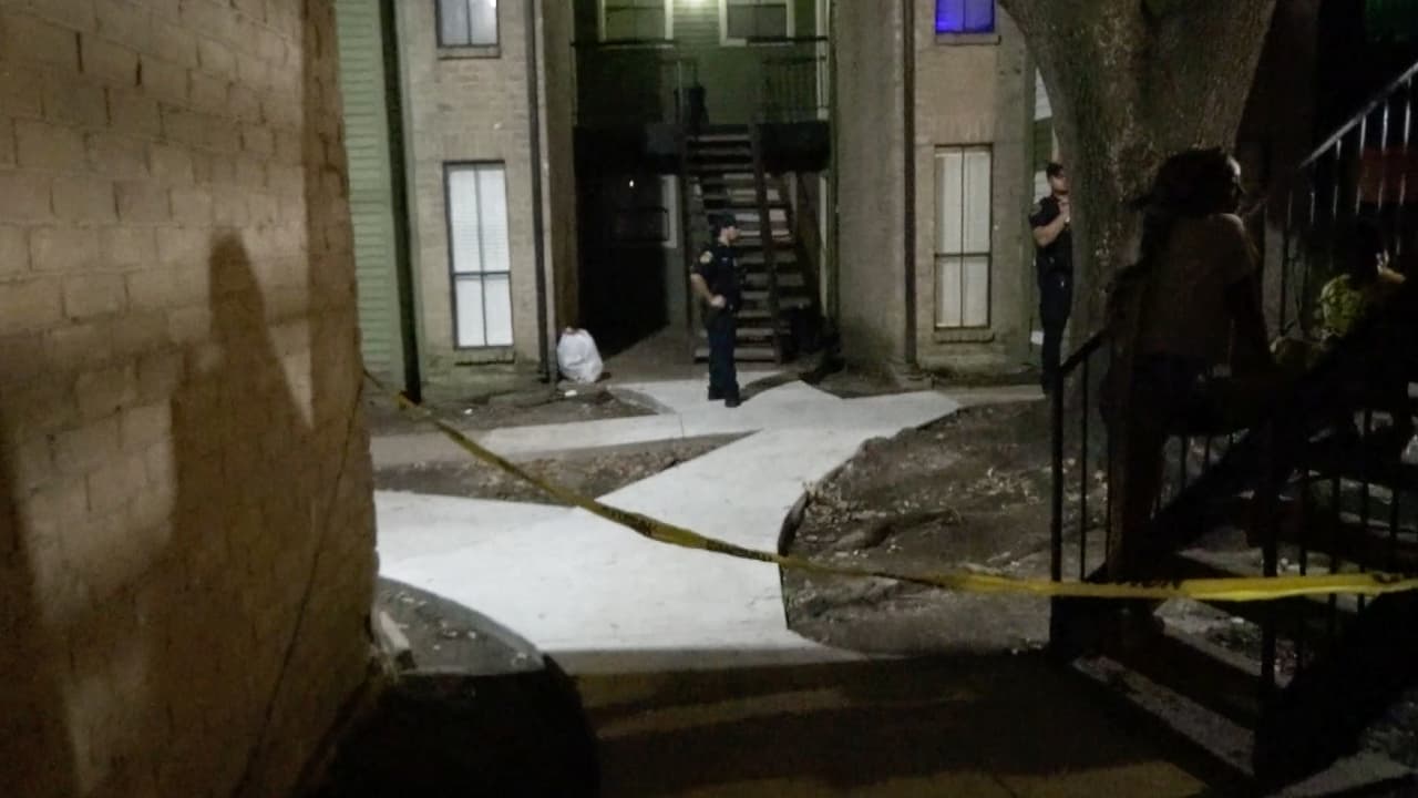 Los hechos ocurrieron en un complejo de apartamentos ubicados en la cuadra 2800 de la Wallingford Drive, al oeste de Houston.